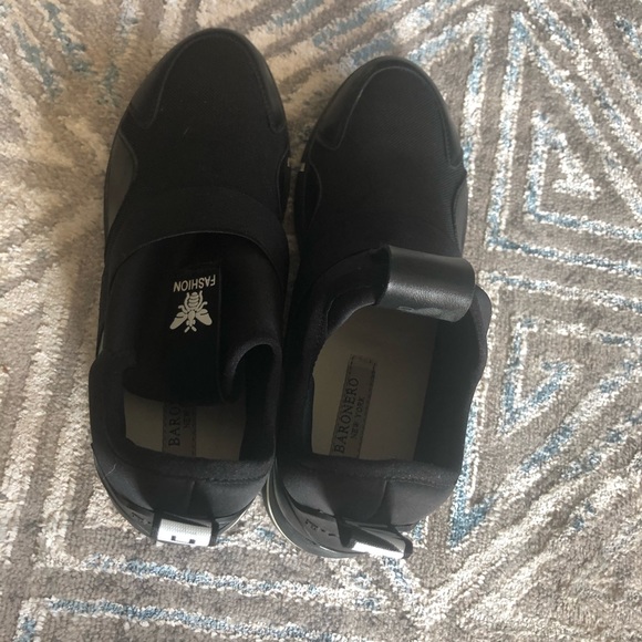 Shoes - Picture 9 of 9